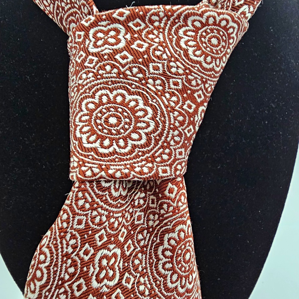 Vintage 1980s Wembley Men's Tie Brown White Floral Geometric Heavy Thick Short